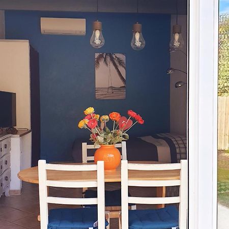 Studio 33 M2 Au Calme Proche Hyeres 라 크라우 외부 사진